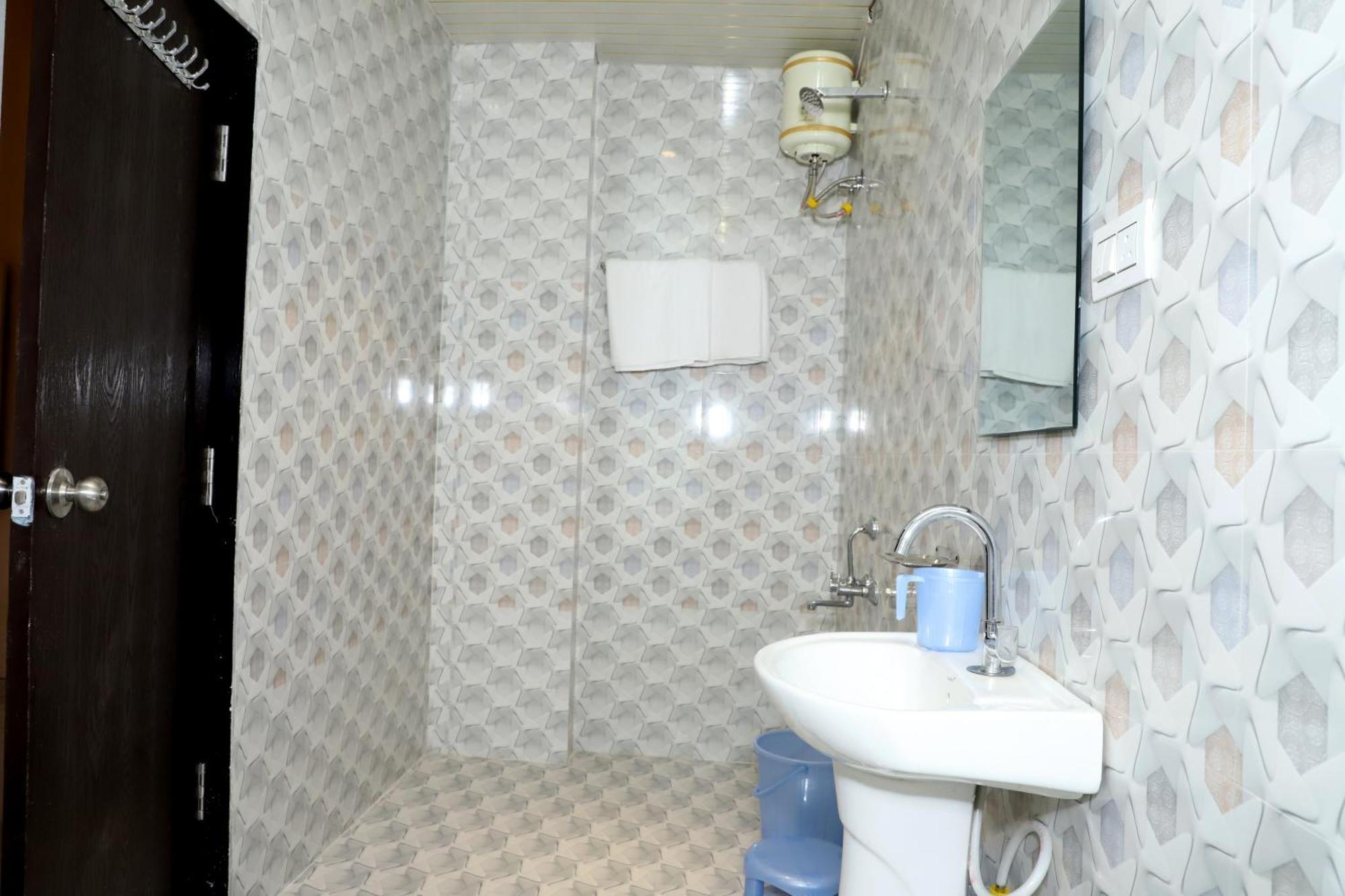 Hotel Grand Khuldabad Kültér fotó